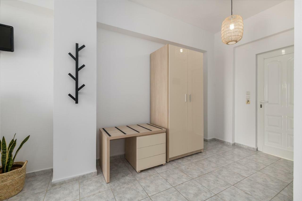 V&C Paradise Apartments Rodakino Exterior foto